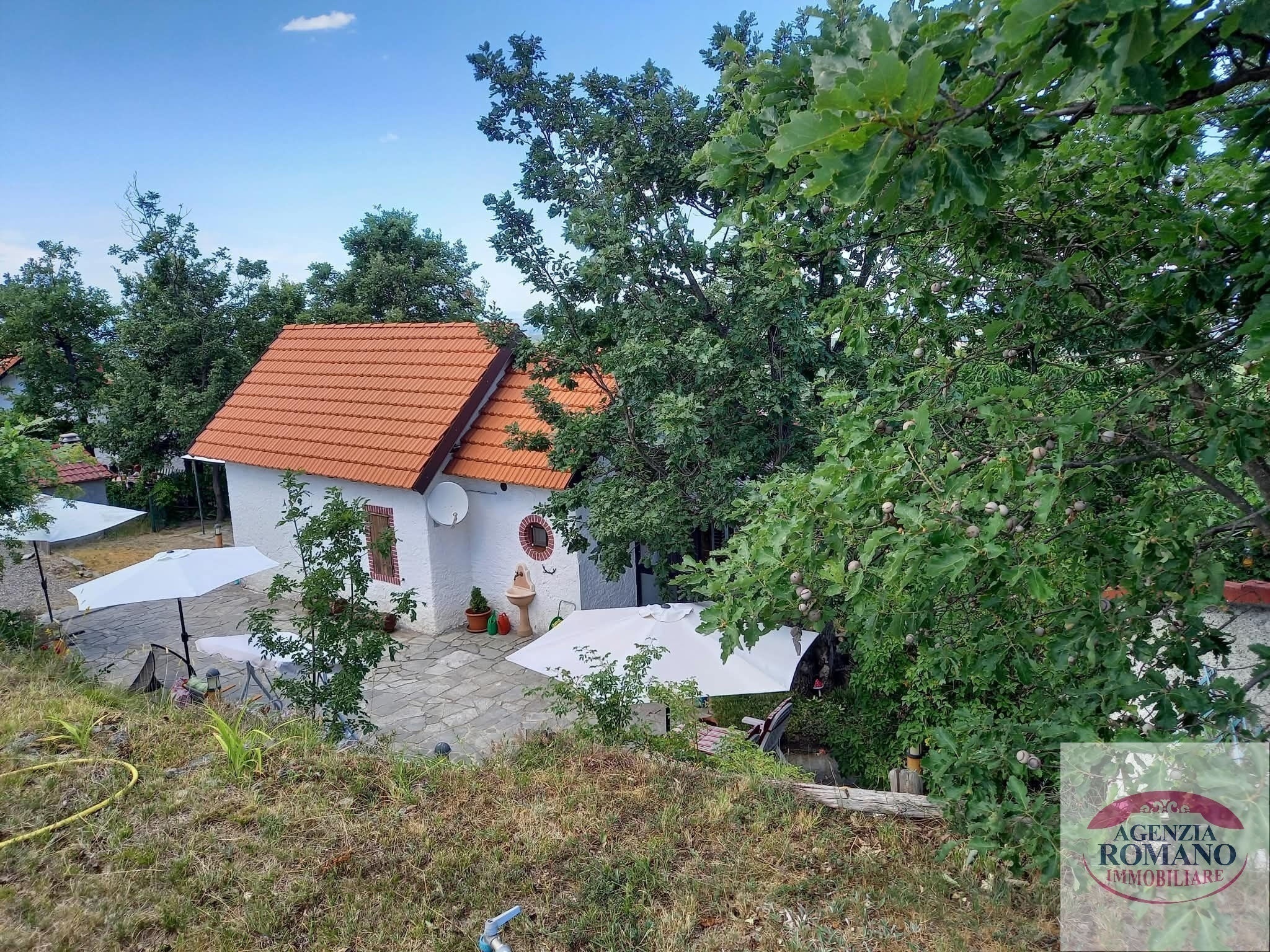 Villa con giardino in villaggio poggio dei ciliegi 289, Ponzone