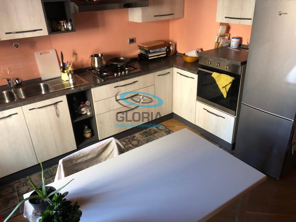 Appartamento in vendita a Fabriano, CENTRO STORICO