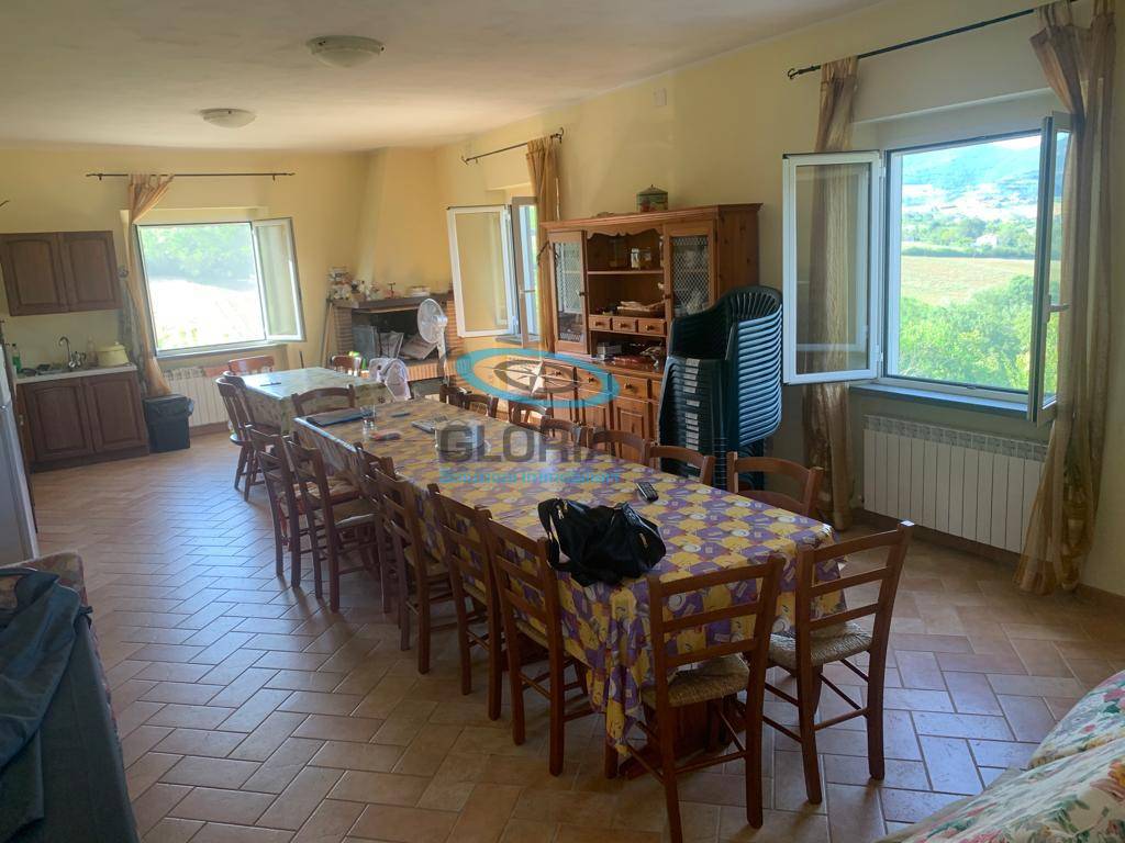 Casa singola in vendita a Cerreto d'Esi