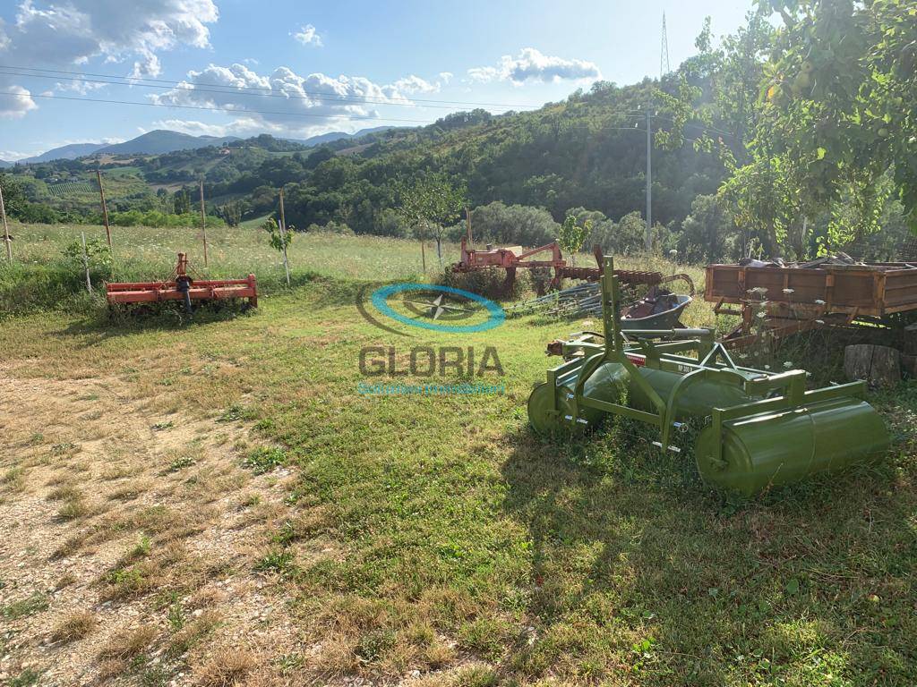 Casa singola in vendita a Cerreto d'Esi