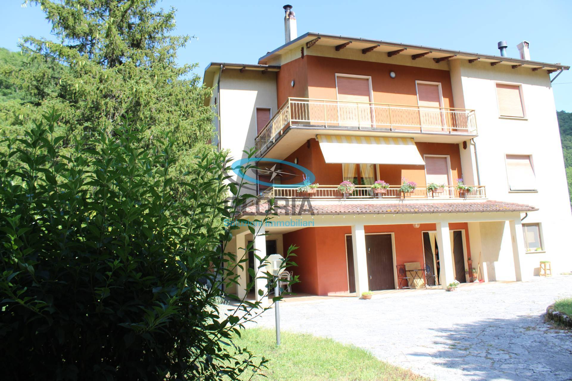 Appartamento in bifamiliare in vendita a Fabriano