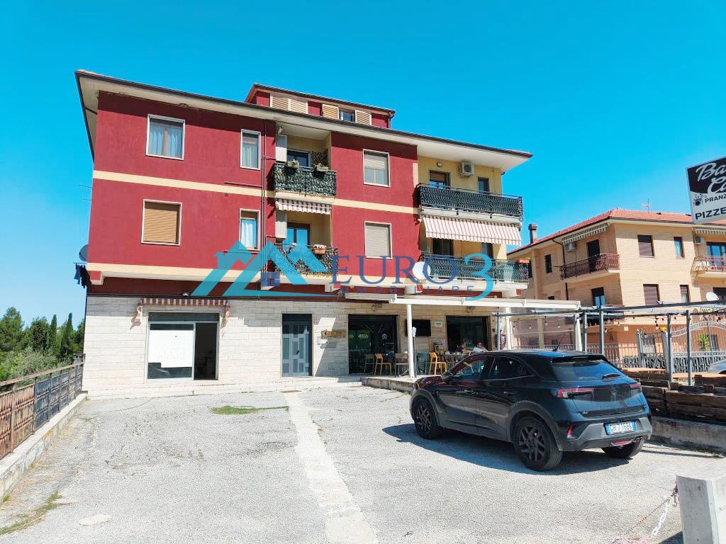Locale commerciale in vendita, Maltignano caselle di