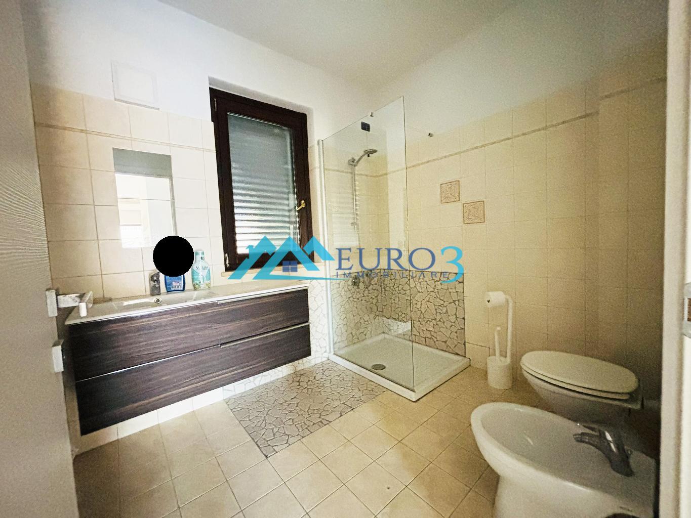 Appartamento con giardino in contrada parignano 8, Nereto