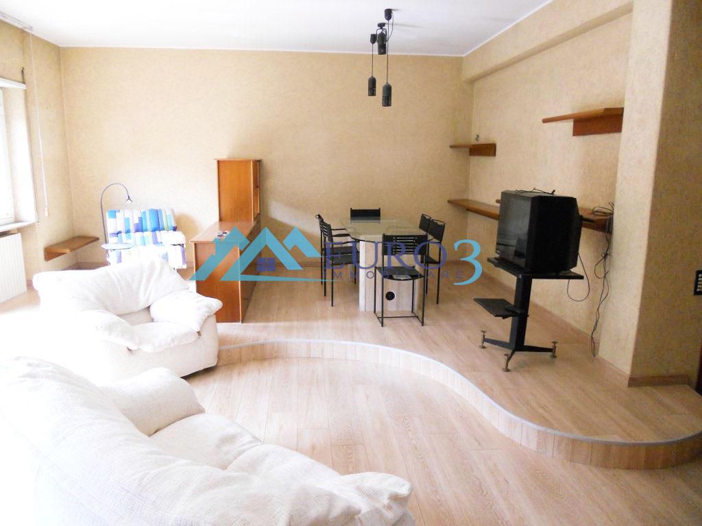 Appartamento arredato in affitto, Ascoli Piceno centro