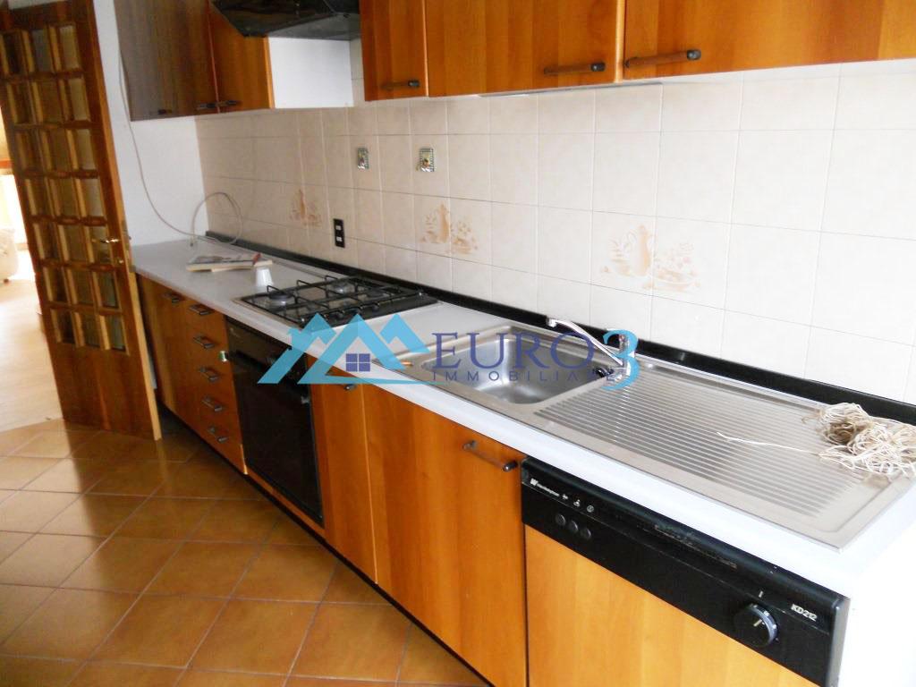 Appartamento arredato in affitto, Ascoli Piceno centro