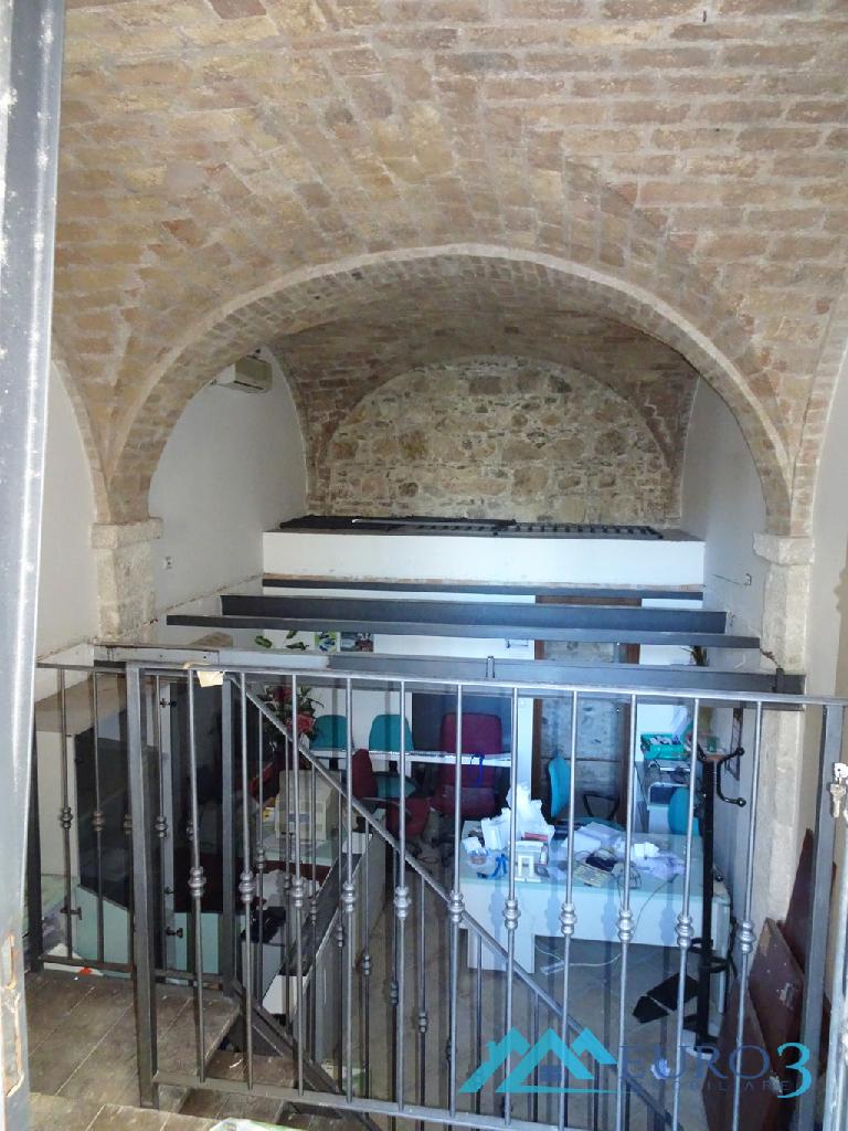 Ufficio in vendita, Ascoli Piceno porta maggiore
