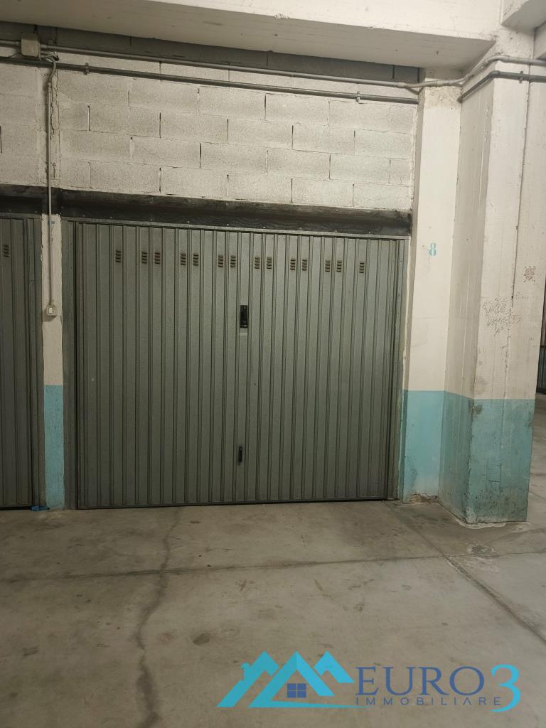 Box/Garage 20mq in vendita in via erasmo mari 69 a, Ascoli Piceno