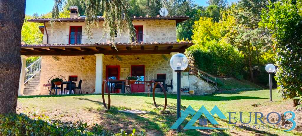 Rustico con giardino in frazione castel trosino n. 9, Ascoli Piceno