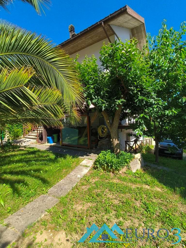Villa in vendita, Folignano case di coccia