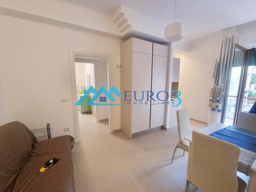 Appartamento ristrutturato in via voltattorni, San Benedetto del Tronto