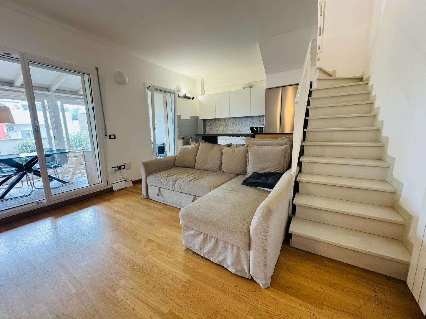 Appartamento in vendita in via dei frassini, Pesaro