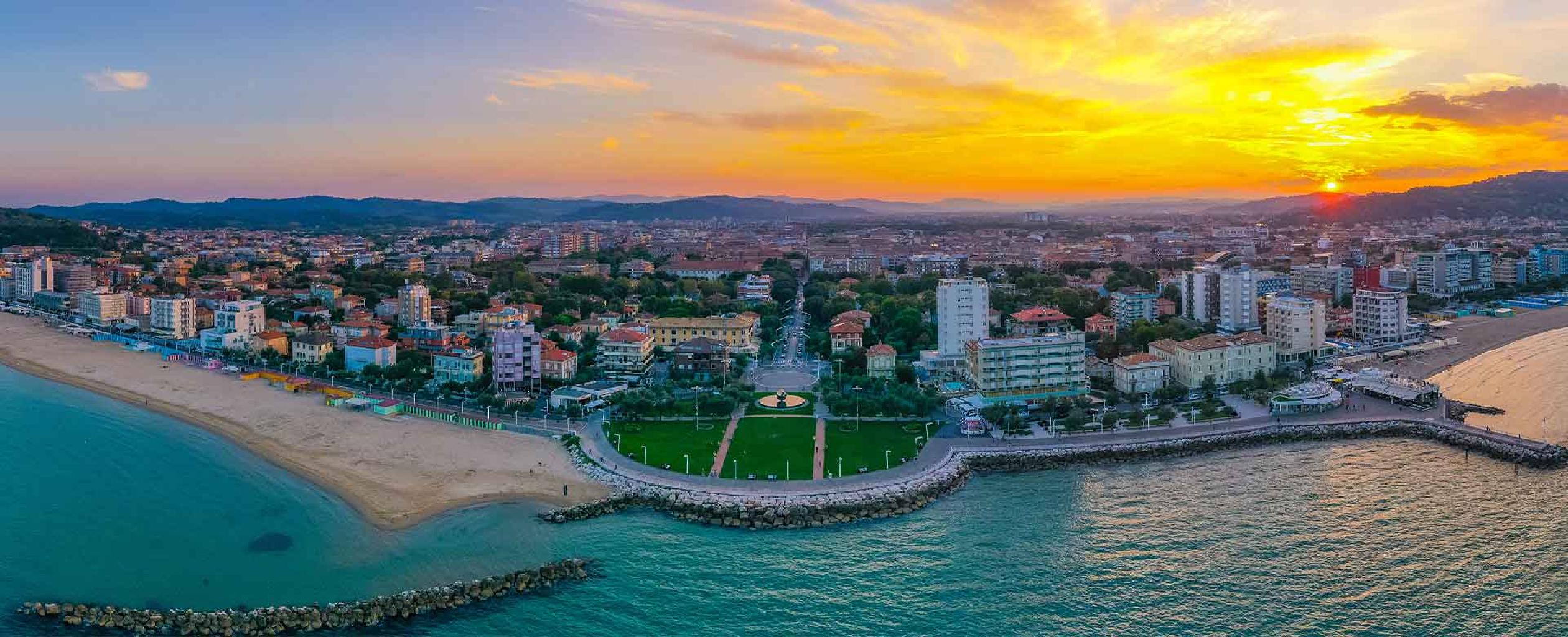 Box/Garage 30mq in vendita in via mazza, Pesaro