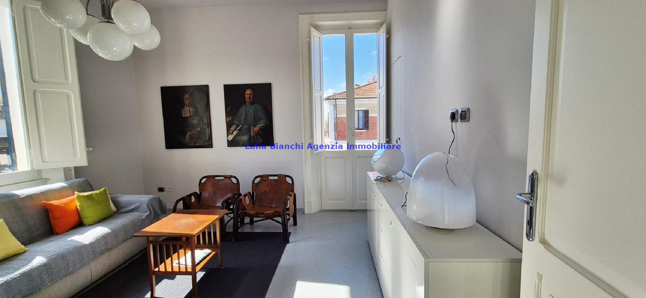 Appartamento arredato in affitto in via postumo, Pesaro