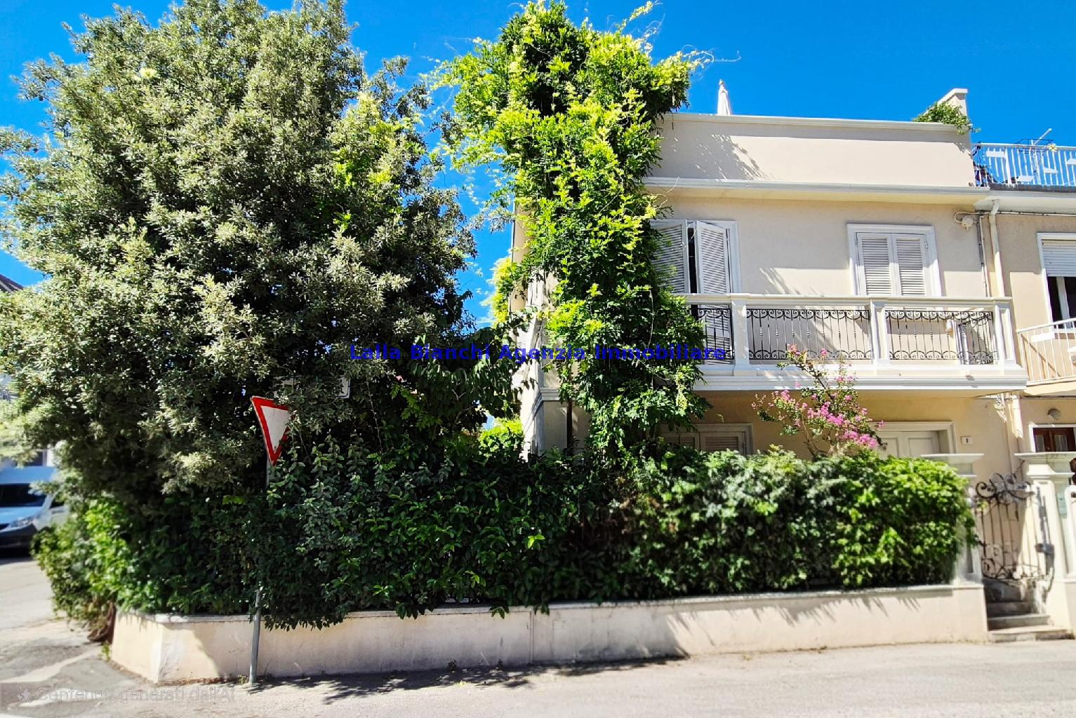 Casa indipendente in vendita in via ciro menotti, Pesaro