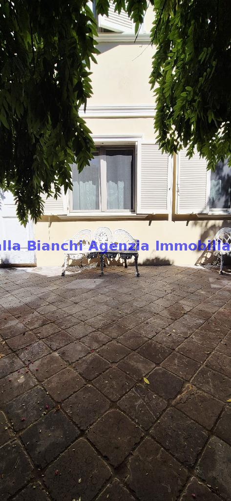 Casa indipendente in vendita in via ciro menotti, Pesaro