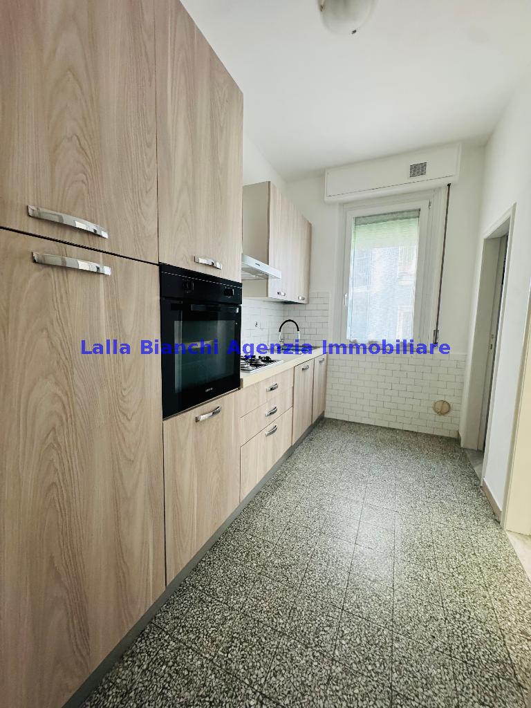 Appartamento arredato in affitto, Pesaro mare