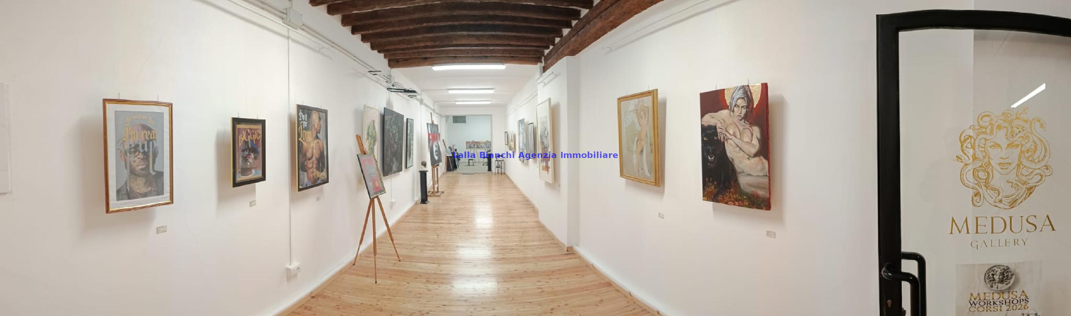 Locale commerciale in vendita, Pesaro centro storico