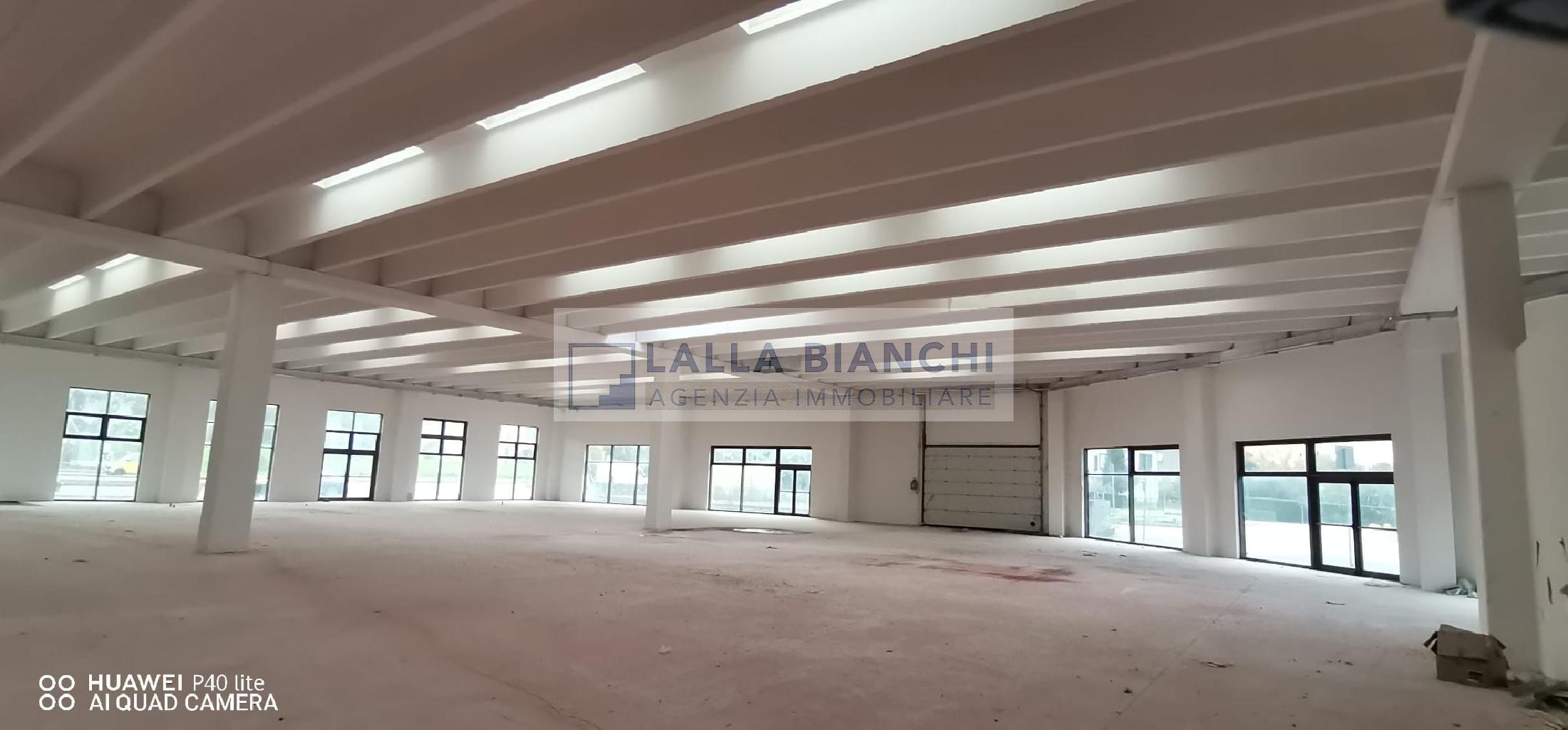 Locale commerciale nuova a Pesaro