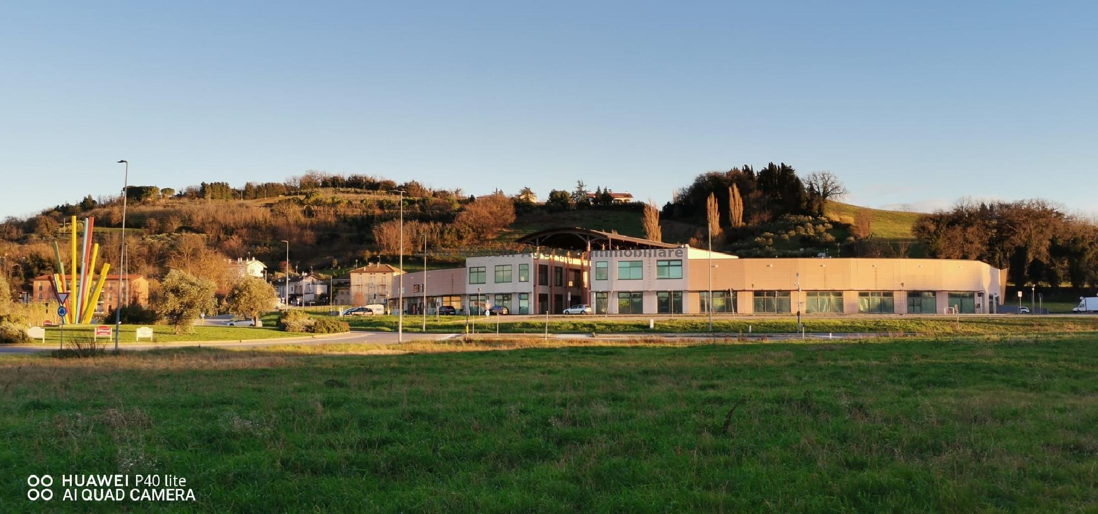 Locale commerciale nuova a Pesaro