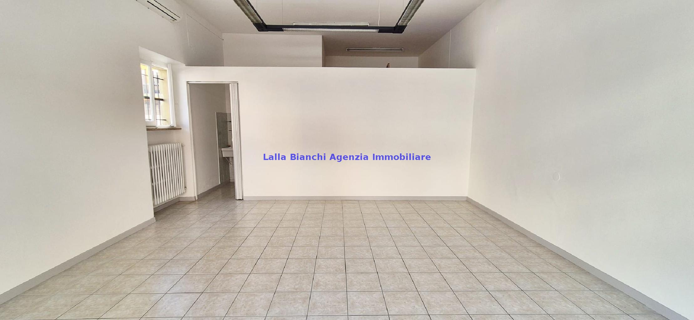 Negozio in affitto in via lanza, Pesaro