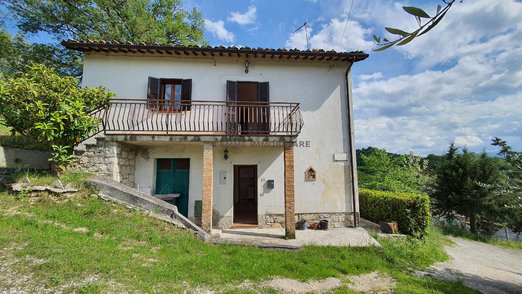 Casa indipendente con giardino in via case sparse, Venarotta