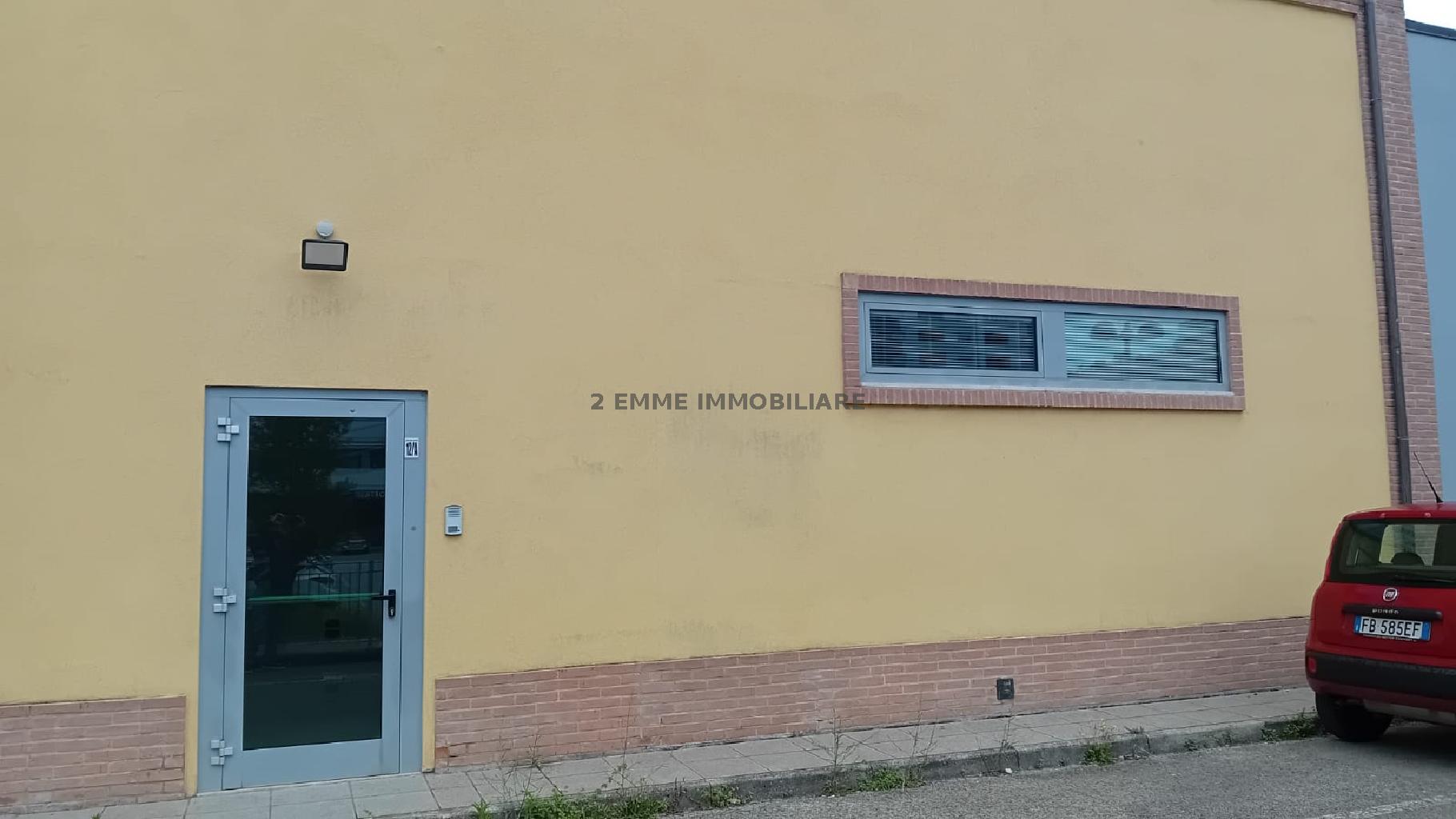 Locale commerciale nuova in largo degli aranci 12/a, Ascoli Piceno