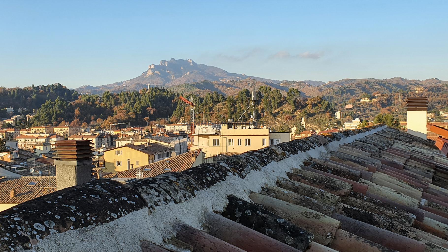 Attico arredato in affitto, Ascoli Piceno centro storico