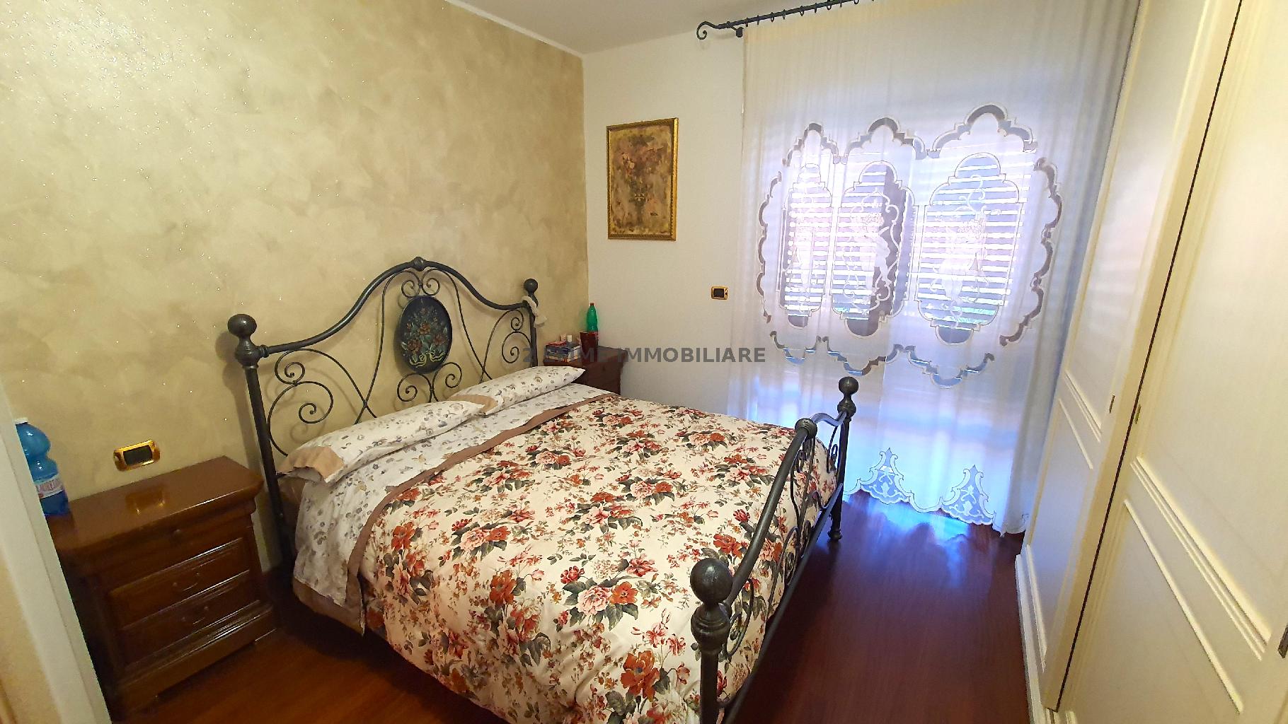 Villa con giardino in via delle begonie, Ascoli Piceno