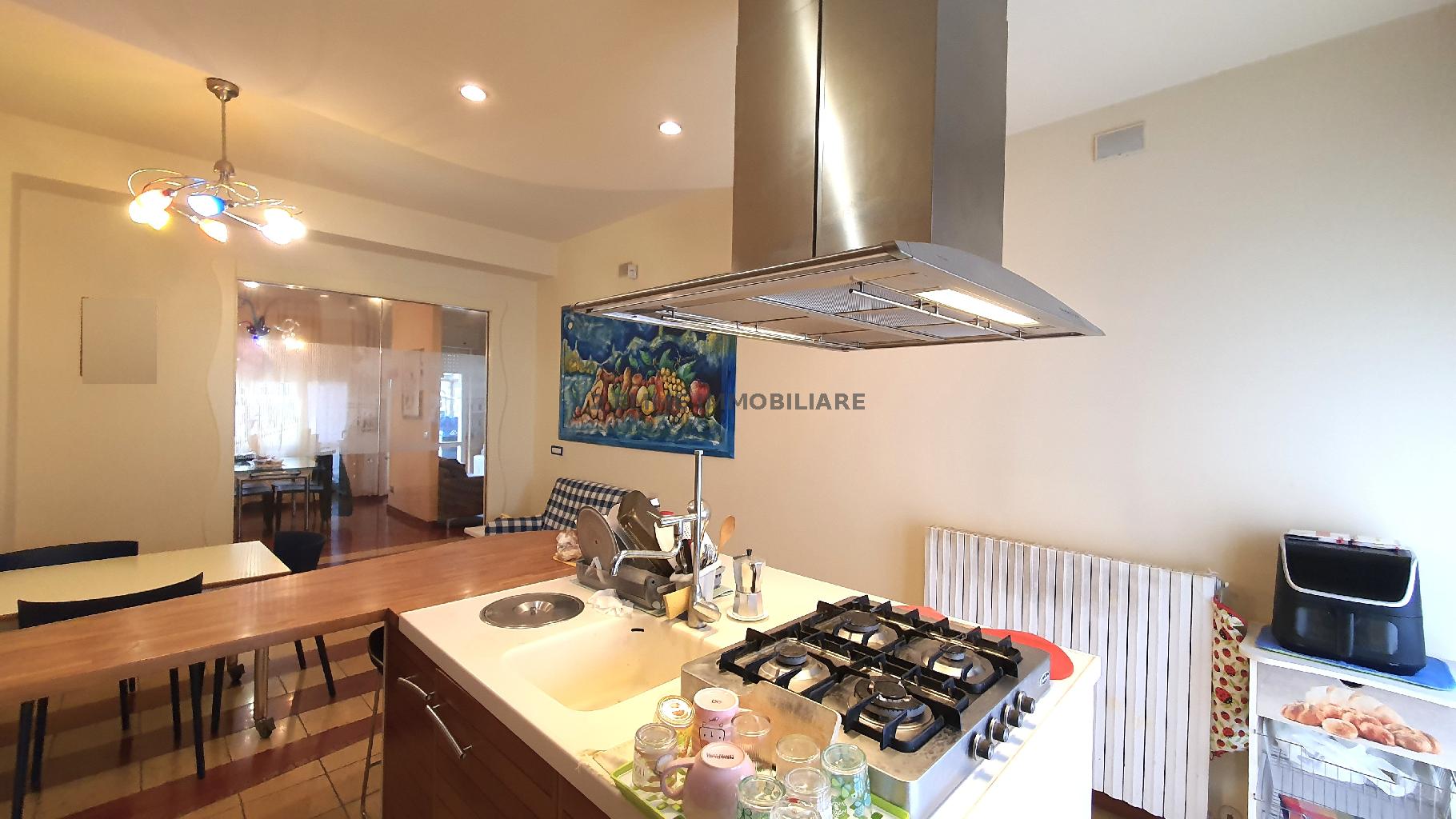 Appartamento con terrazzo a Ascoli Piceno