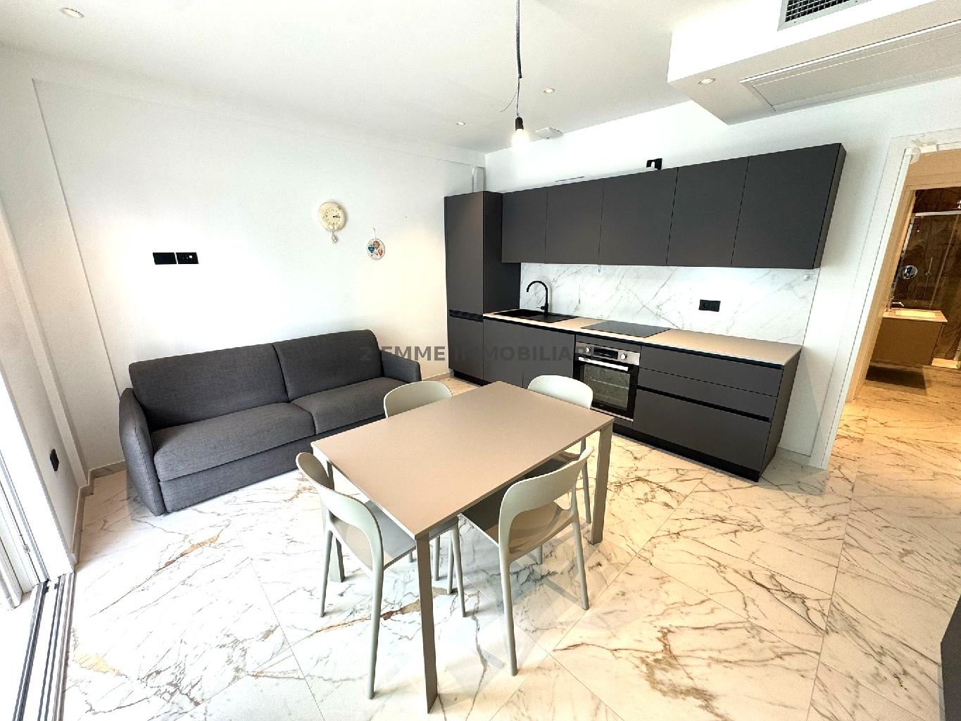Casa vacanza arredata in affitto in via grazia deletta 2/a, San Benedetto del Tronto
