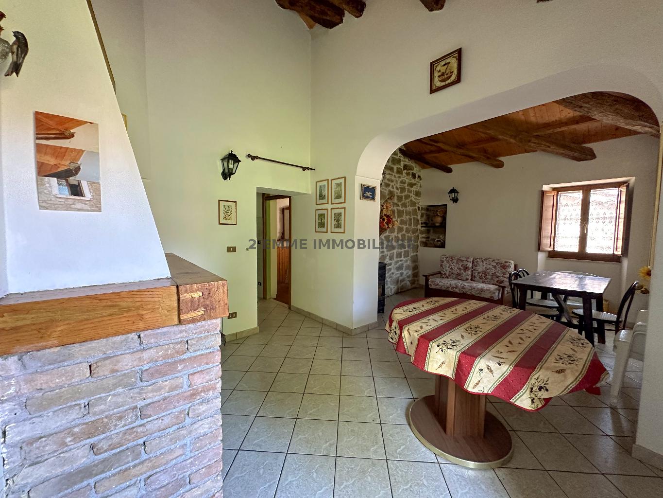 Casa indipendente ristrutturata in frazione funti snc, Ascoli Piceno