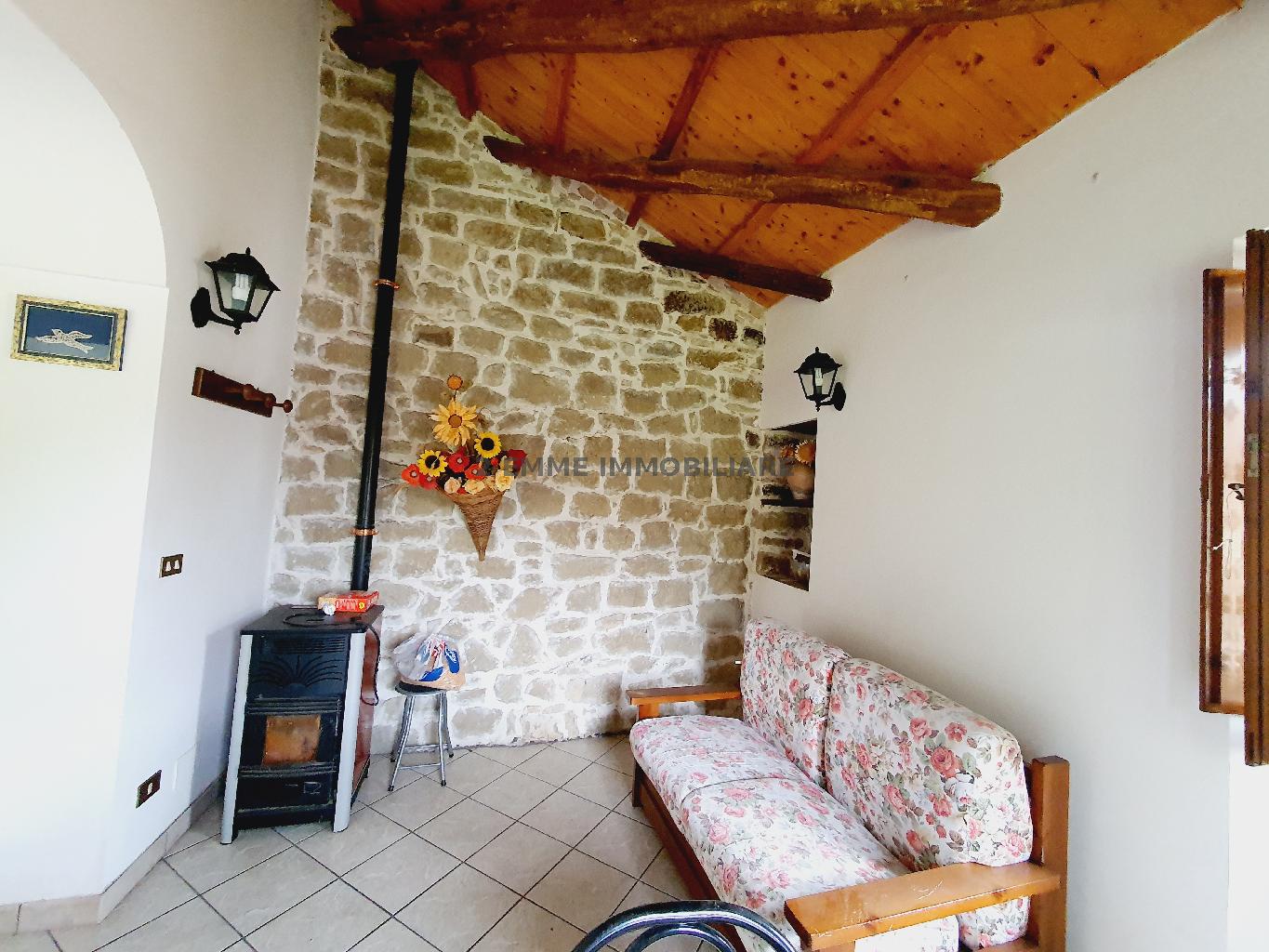 Casa indipendente ristrutturata in frazione funti snc, Ascoli Piceno