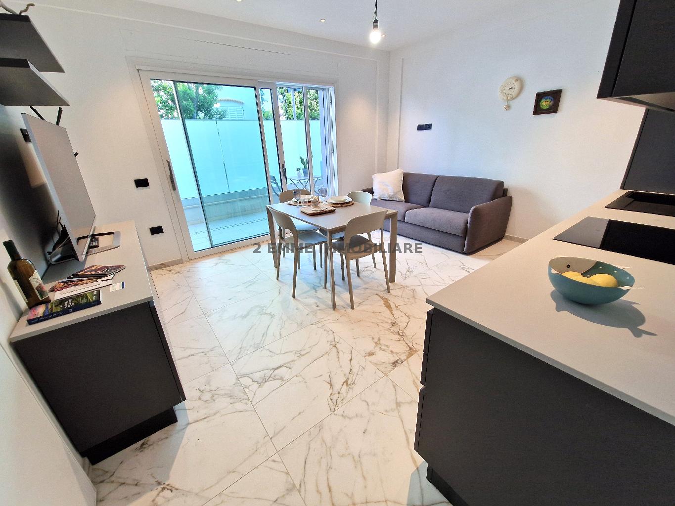 Casa vacanza arredata in affitto in via grazia deletta 2/a, San Benedetto del Tronto