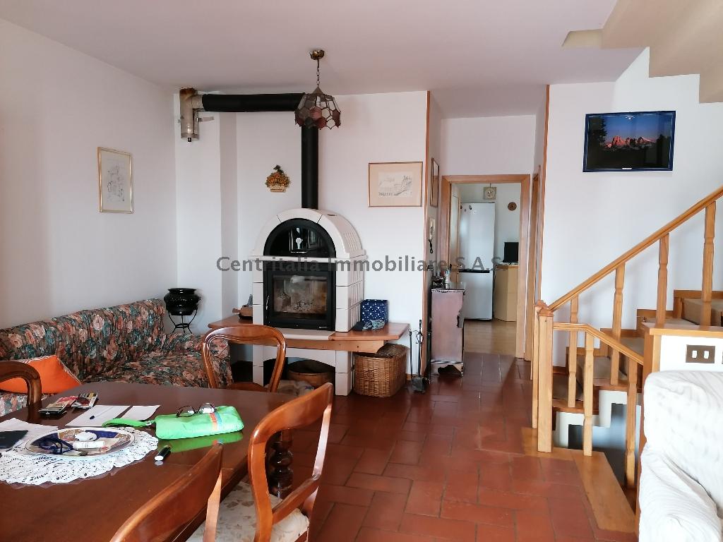 Casa indipendente in vendita in via del colle 10, Urbino