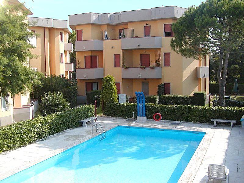 bilocale arredato affitto a Peschiera del Garda contratto annuale o stagionale