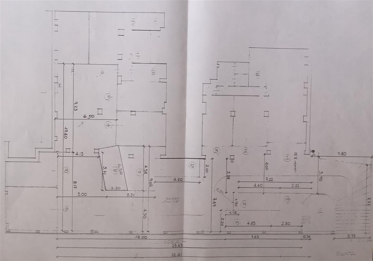 POSTO AUTO - Autobox Via La Spezia 64R GENOVA