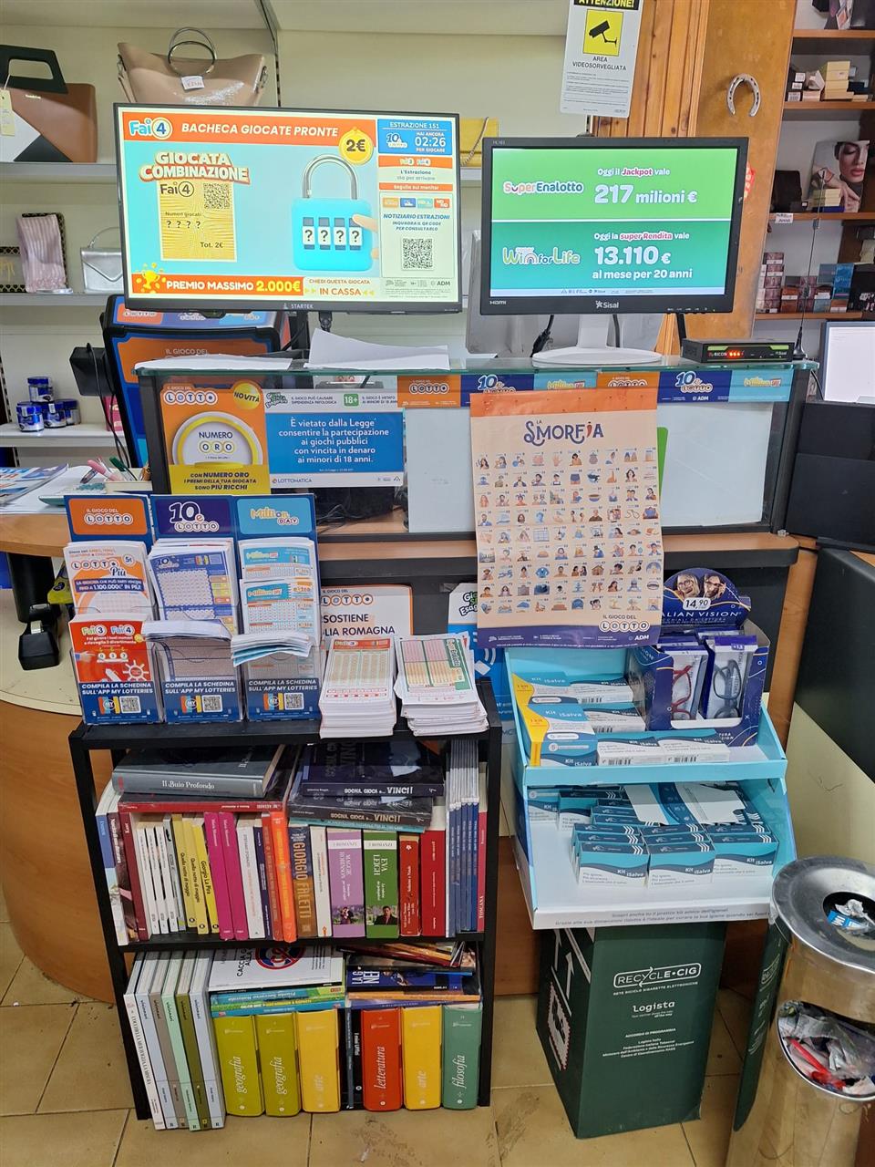 TABACCHERIA, EDICOLA, CARTOLERIA, ARTICOLI REGALO