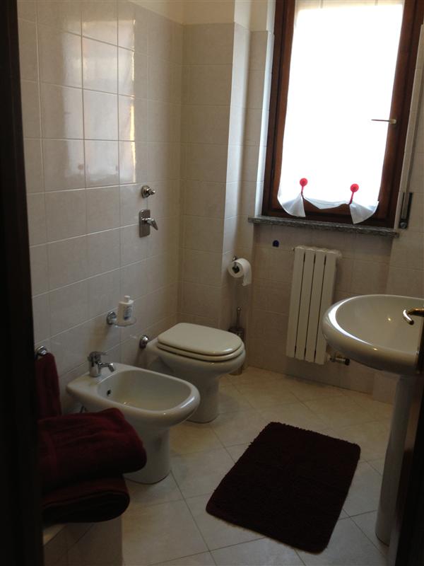 SPAZIOSO BILOCALE,CAPOLINEA METRO,BUS,FS - OSPEDALI MILANO