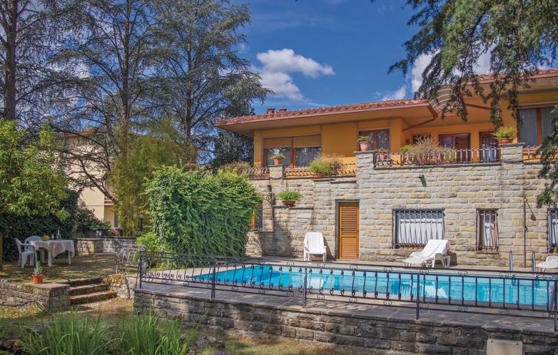 Villa classe A4 a Vicchio