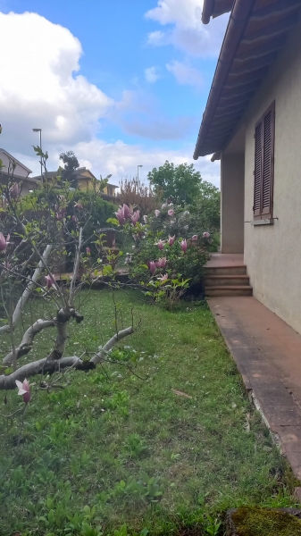 Villa con giardino a Borgo San Lorenzo