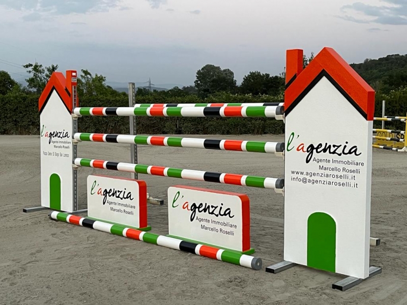 Locale commerciale in affitto a Borgo San Lorenzo