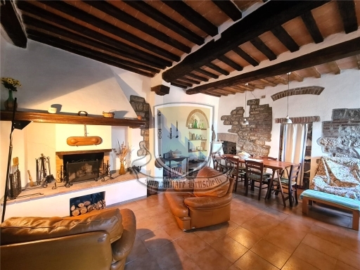 Quadrilocale in vendita a Montieri