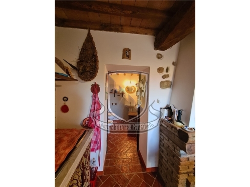 Rustico con giardino a Chiusdino