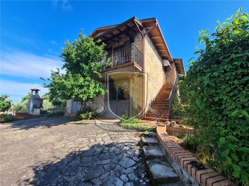 Villa con giardino, Murlo casciano