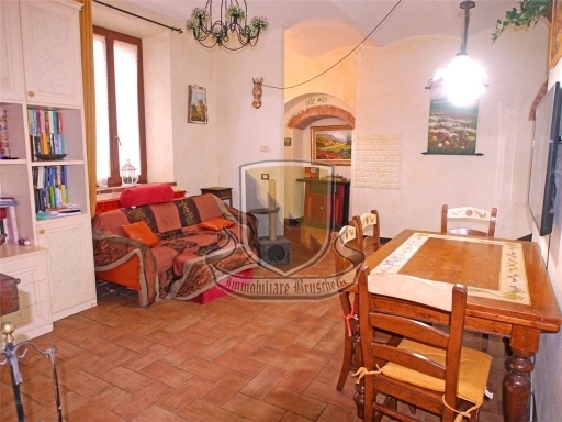 Villa con giardino a Castelnuovo Berardenga
