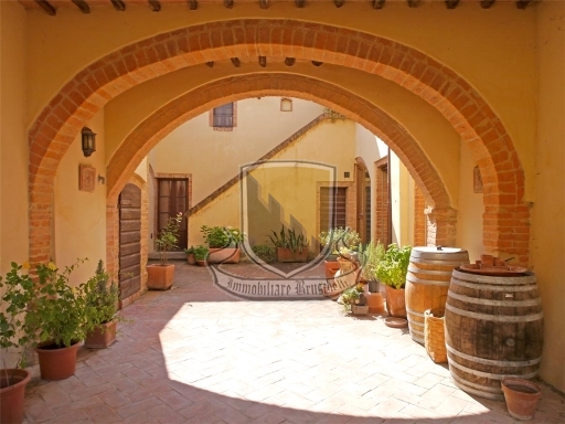 Villa in vendita a Castelnuovo Berardenga