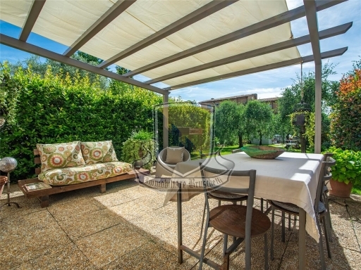 Villa con giardino, Murlo vescovado