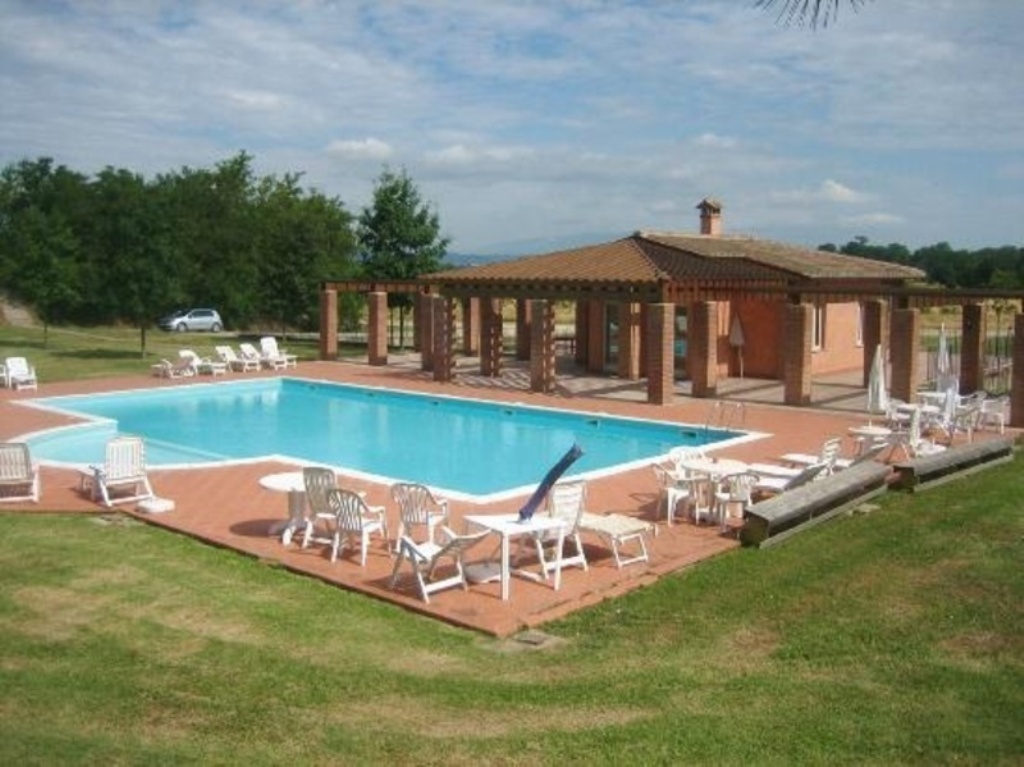 Casa indipendente con giardino a Arezzo