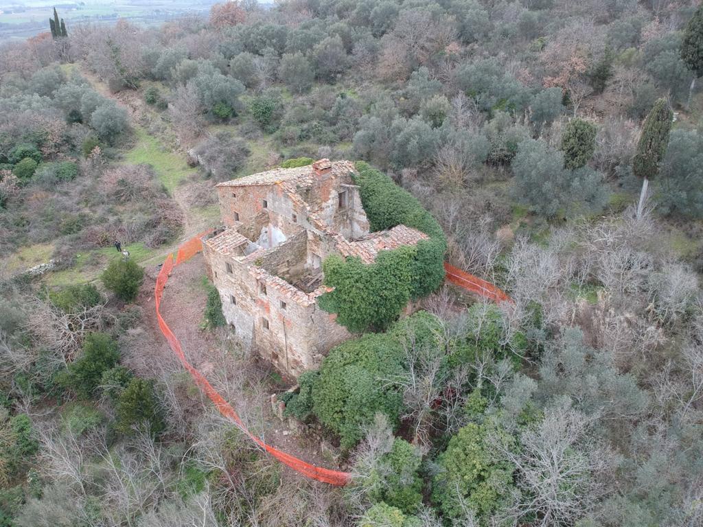 Rustico da ristrutturare a Arezzo