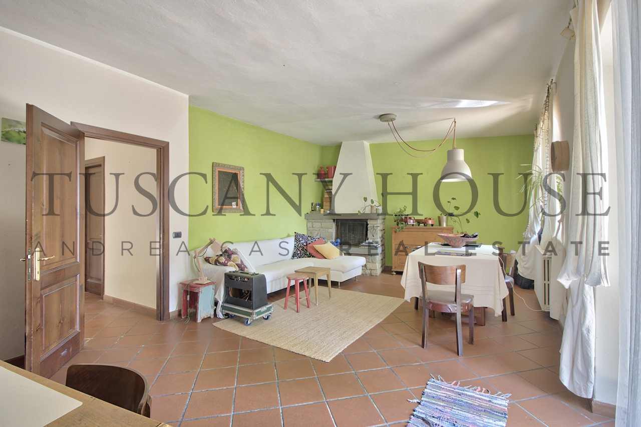 Casa indipendente con giardino a Subbiano